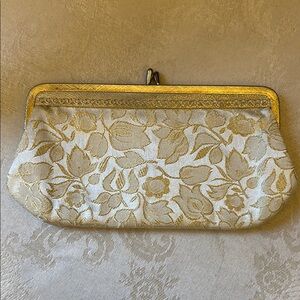 Gorgeous 1950s silk and gold brocade clutch with kiss lock, intricate detailing